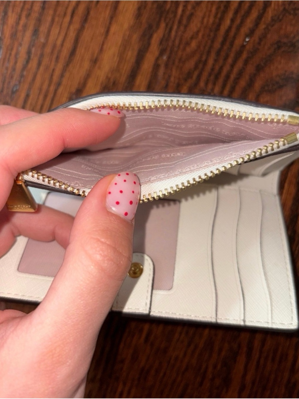 kate spade White Floral Appliqué Leather Crossbody **wallet included - Picture 7 of 8
